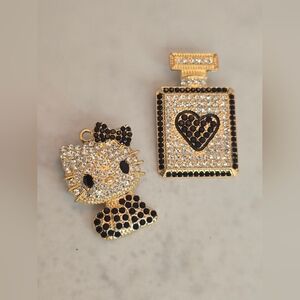 Hello Kitty Rhinestone Pin Lot Gold Tone Black Clear Kawaii Cute Brooch Set